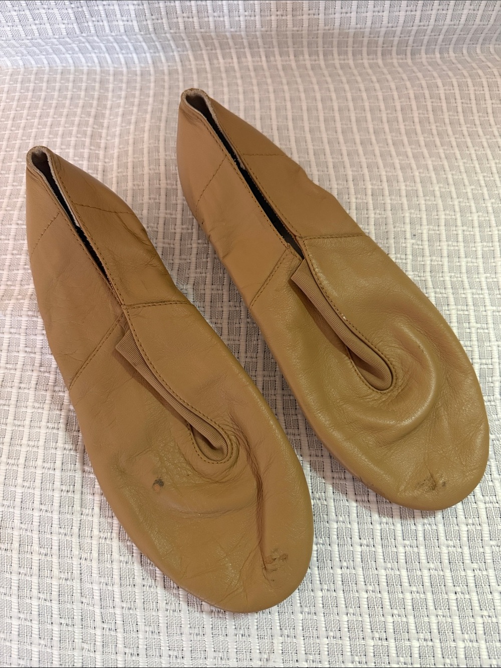 Bloch Tan Leather Split-Sole jazz Dance Shoes